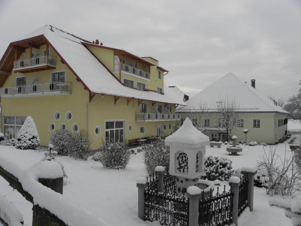 Hotel-Gasthof Stoff Wolfsberg Luaran gambar